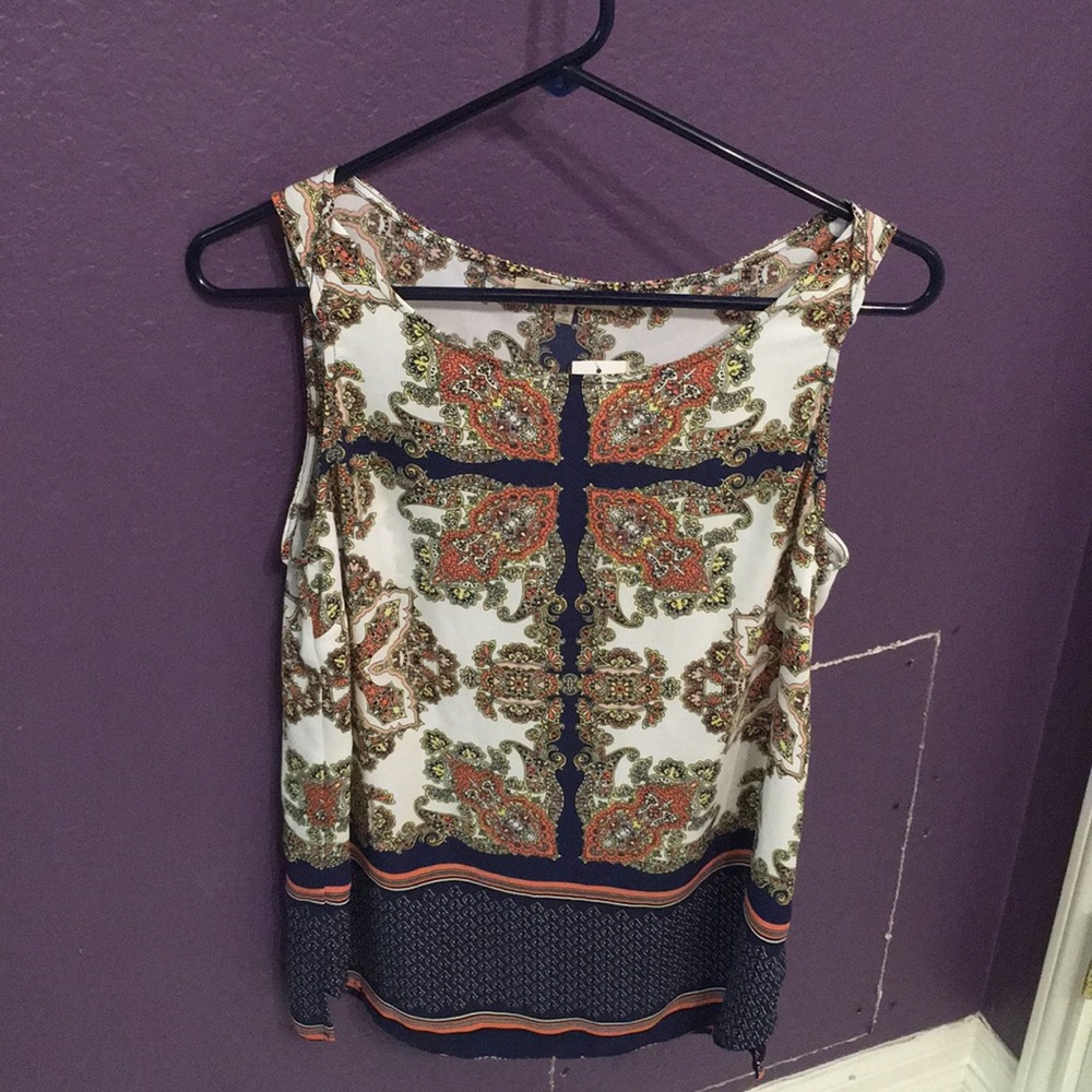 Patterned top